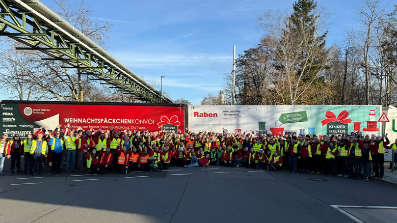 Helferinnen und Helfer am 30. November vor der Abfahrt Richtung Osteuropa. (Foto: WPK 2024)