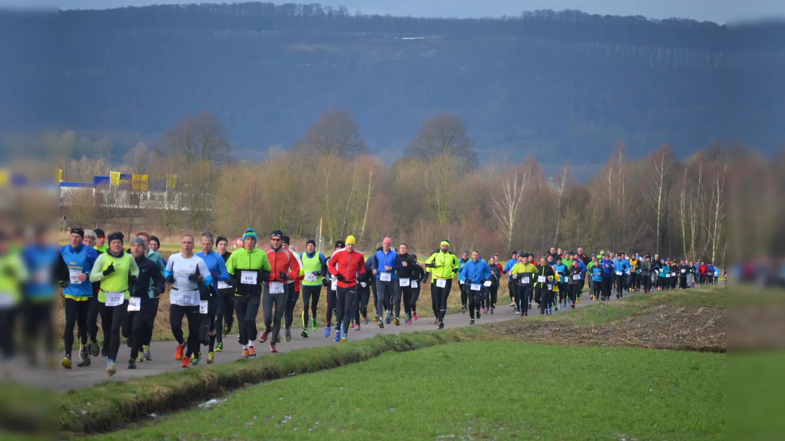 Das Hauptfeld der Laufserie unterwegs. (Foto: Kopp)