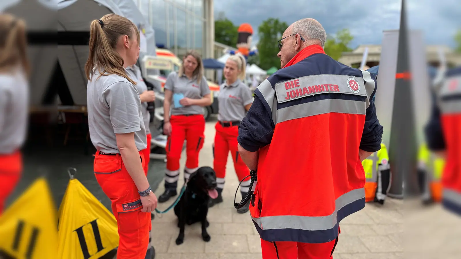 Die ehrenamtlichen Johanniter Lippe-Höxter freuen sich über die erneute Erteilung des DZI-Spendensiegels und hoffen auf weitere Unterstützung. (Foto: Johanniter Lippe-Höxter)