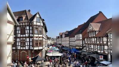 Der Pekermarkt 2023. (Foto: CC-BY SA Touristik-Information Uslar)