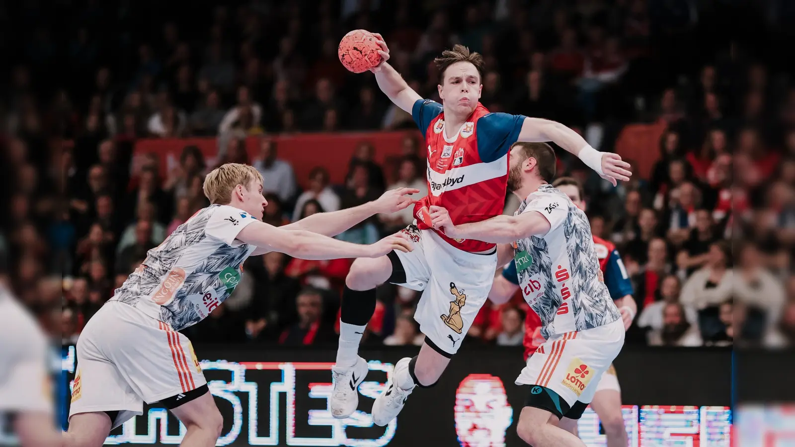 Handball aus der stärksten Liga der Welt am 16. August in Uslar. (Foto: HSV Hamburg)