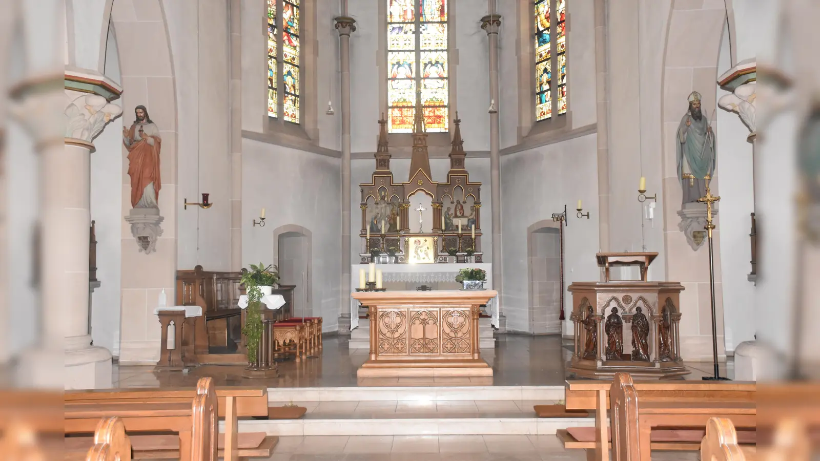 Chorbereich der St. Blasius Kirche in Körbecke (Foto: Barbara Siebrecht)