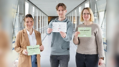 Setzen auf gute Resonanz (v.l.): Silke Merkel (Abteilungsleiterin Soziale Dienste beim Kreis Höxter), Thomas Biermann (Abteilung Kinder, Jugend und Familie beim Kreis Höxter) sowie Sandra Wegener (Koordinierungsstelle der kommunalen Präventionskette im Kreis Höxter). (Foto: Kreis Höxter)