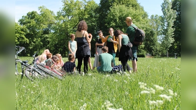 Auf Kräuterwanderung. (Foto: Martina Milisavljevic)